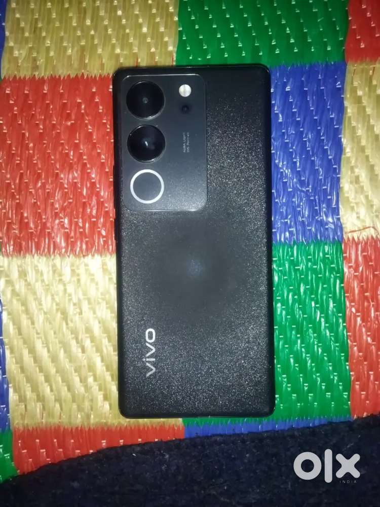 Vivo V29 ke liye

1.

Vivo V29 5G - Excellent Condition, Original Bil.