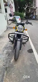 Royal Enfield Meteor 350 in mint condition