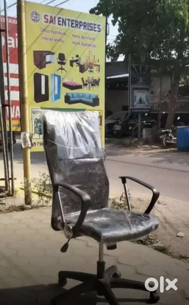 OFFICE ROLLING CHAIRS 50 NOS AVAILABLE