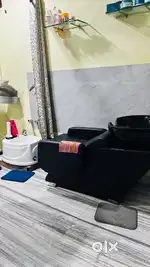 Beauty parlour sale