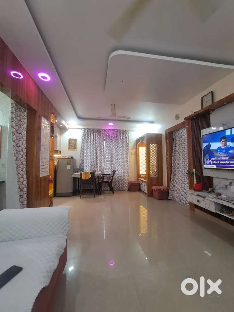 2BHK FLAT FOR SALE SEMI FURNISHED OMKAR NAGAR
