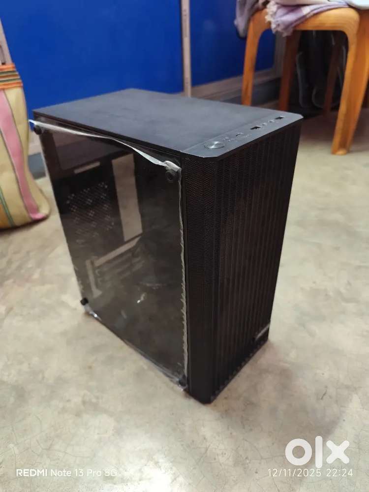 New Gaming RGB 2Fan Cabinet sell its acly pc2600₹ but i sell only1850₹