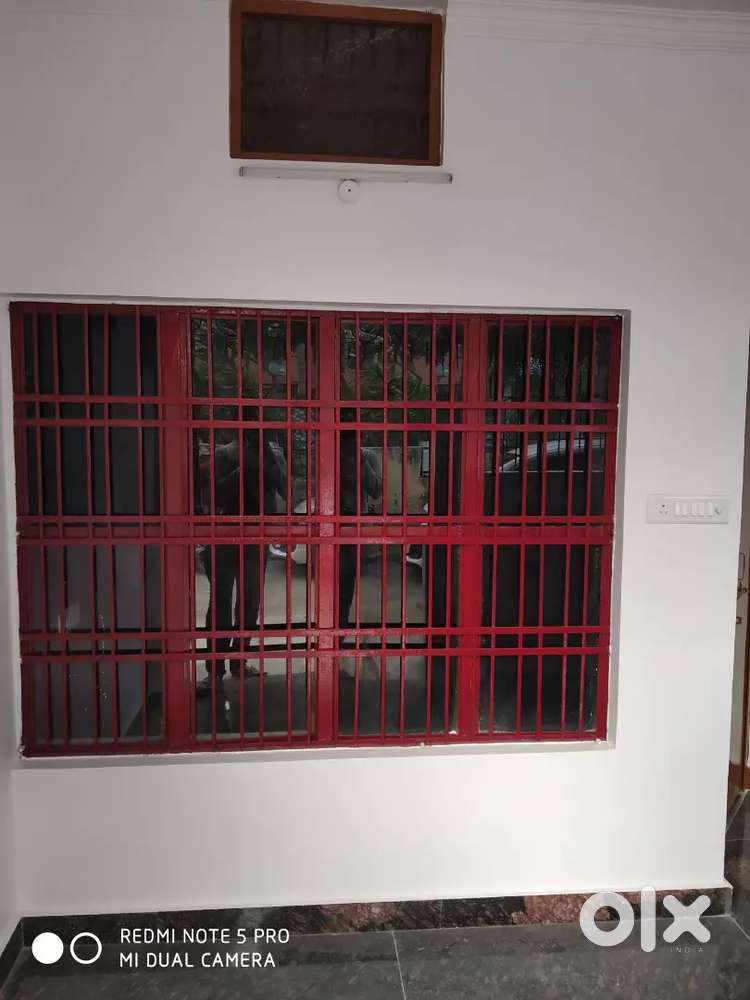 2-room set available for immediate rent. Good location, small family.