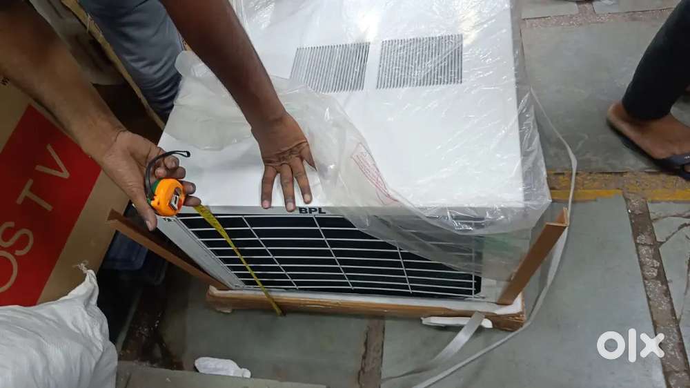 1.5ton ac Ogenerl imported new box pack Windows