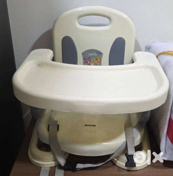 Baby chair and baby carrier