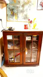 Crockery cabinet