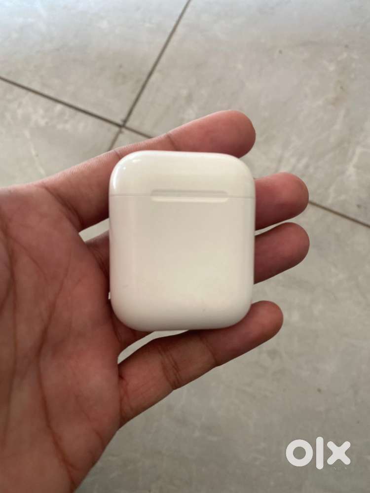 Apple airpods in good conditions