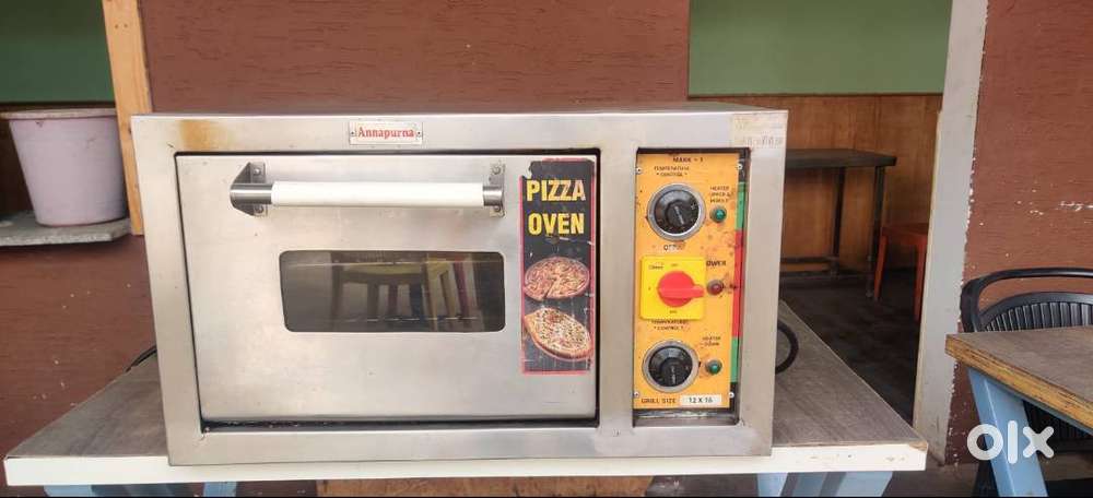 MICROWAVE OVEN