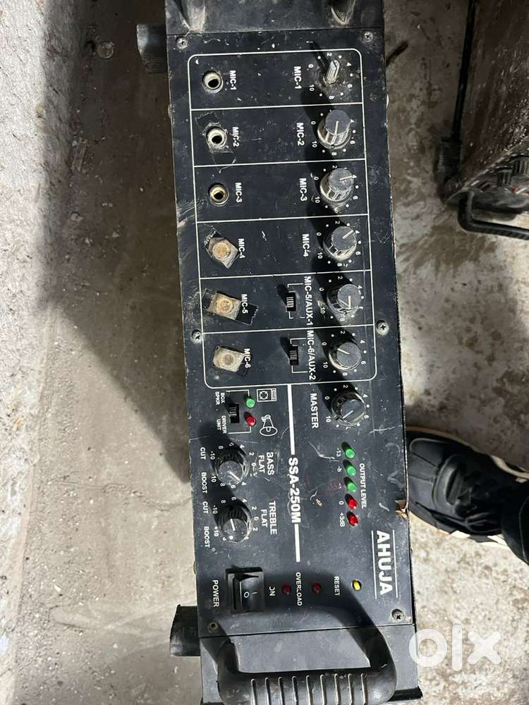Ahuja 250watt amplifeir