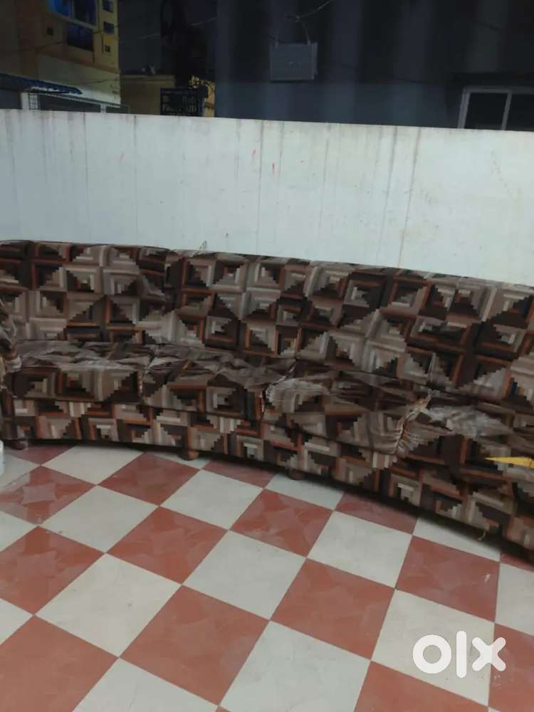 8 seater sofa for sale
