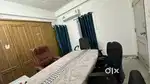 5 members seating capacity