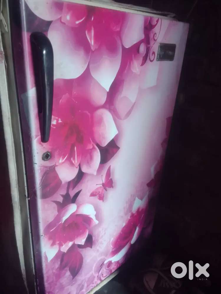 Voltas company fridge old modal