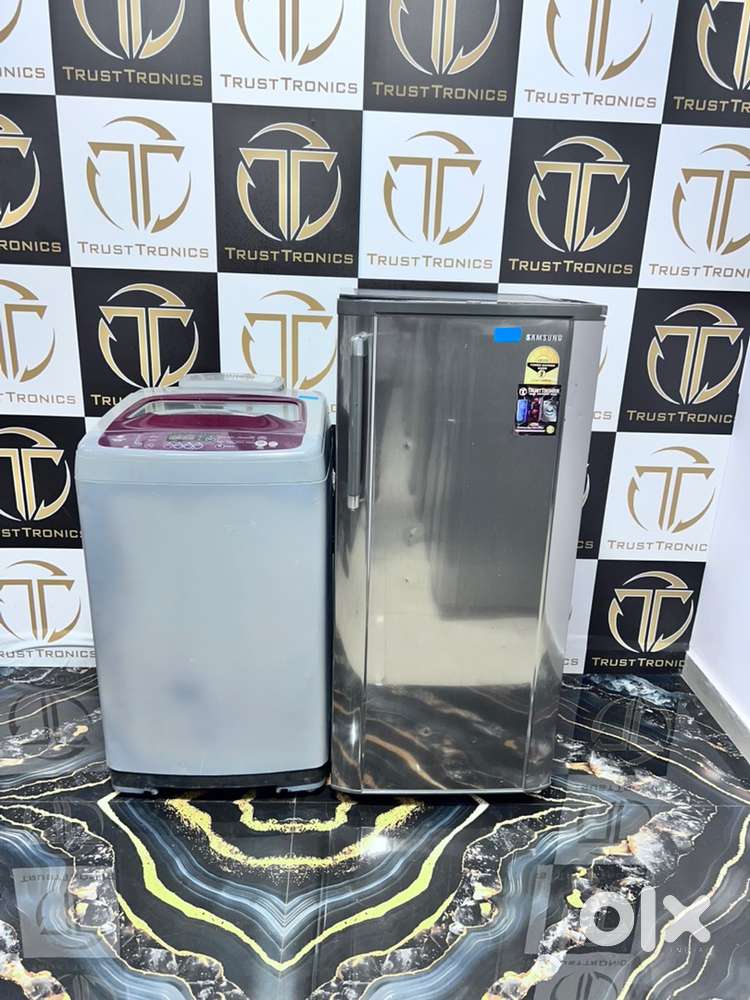 Both SAMSUNG products SAMSUNG fridge and SAMSUNG machine combo AVBLE