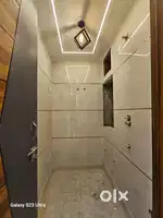 100gaj top floor with roof 3bhk 47L onwards