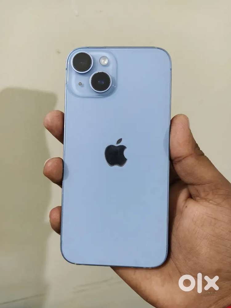 I want to sell Used IPhone 14 with All Accessories Available