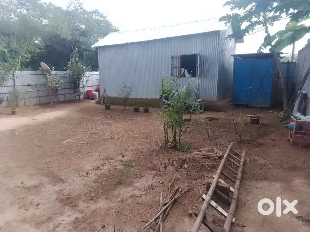 2 gonda soman jaiga 10 foot rasta Main road thaka 23 metar bithore