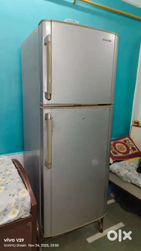 Samsung 260 ltr fridge