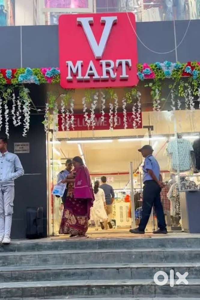 V - MART MALL लड़के तथा लड़कियों की आवश्यकता हैं।