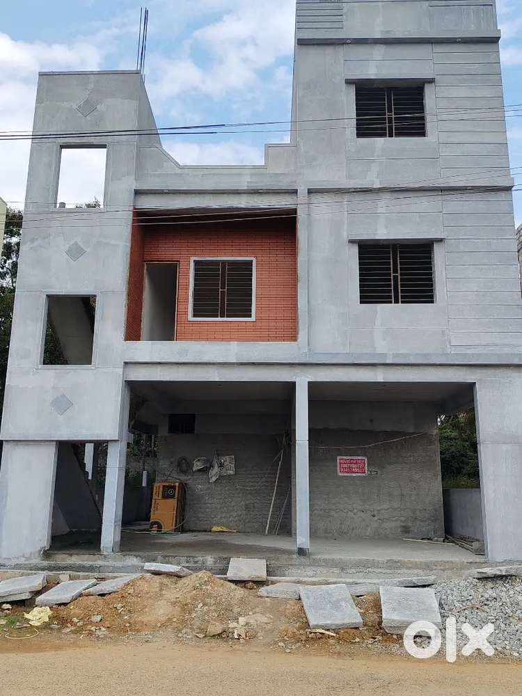 .5Klm form Budigeri cross,30feet road ,easy accessibility to min road