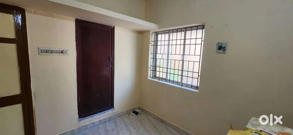 1bhk  house for rent in valasaravakkam