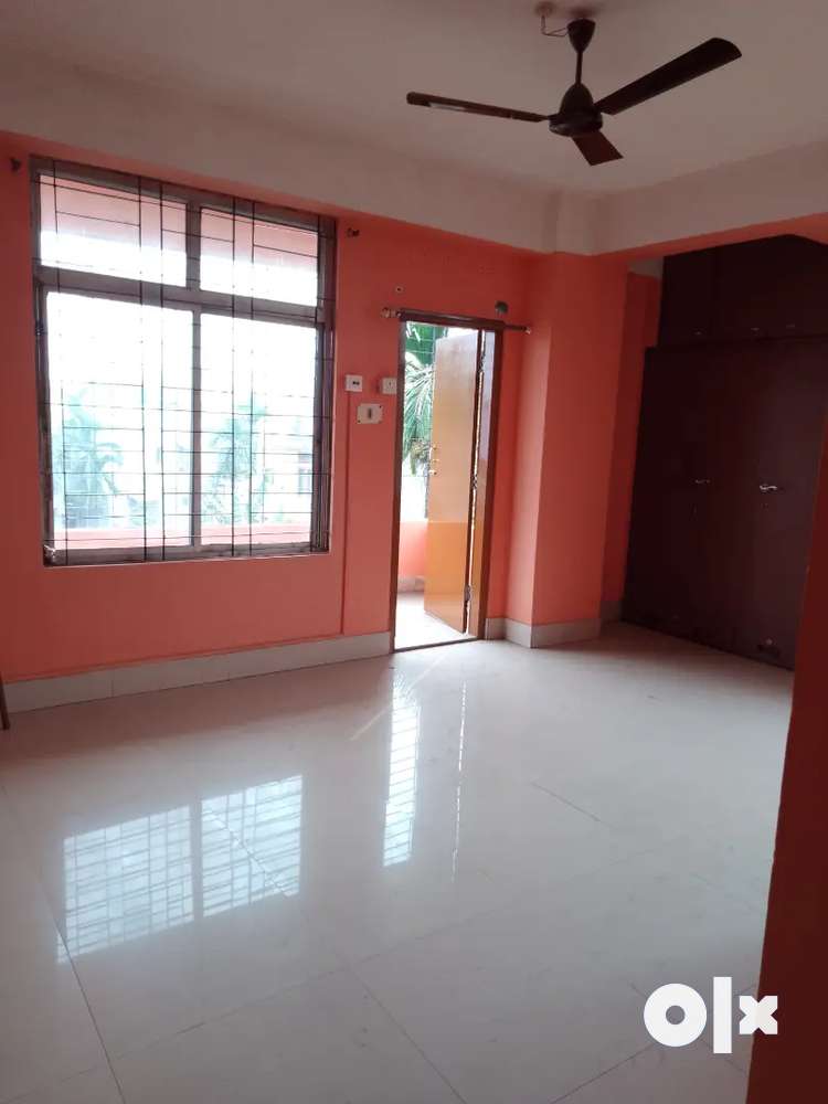 3 Bhk flat with servant room near Downtown Rukminigaon
