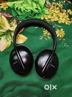 Brand new bose headphone working condition