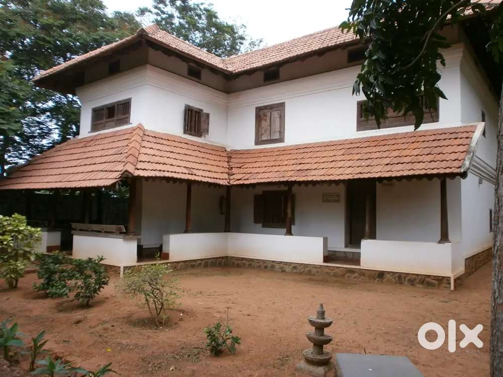 ഓടിട്ട വീട് വാടകയ്ക്ക് കൊടുക്കാനുണ്ട്