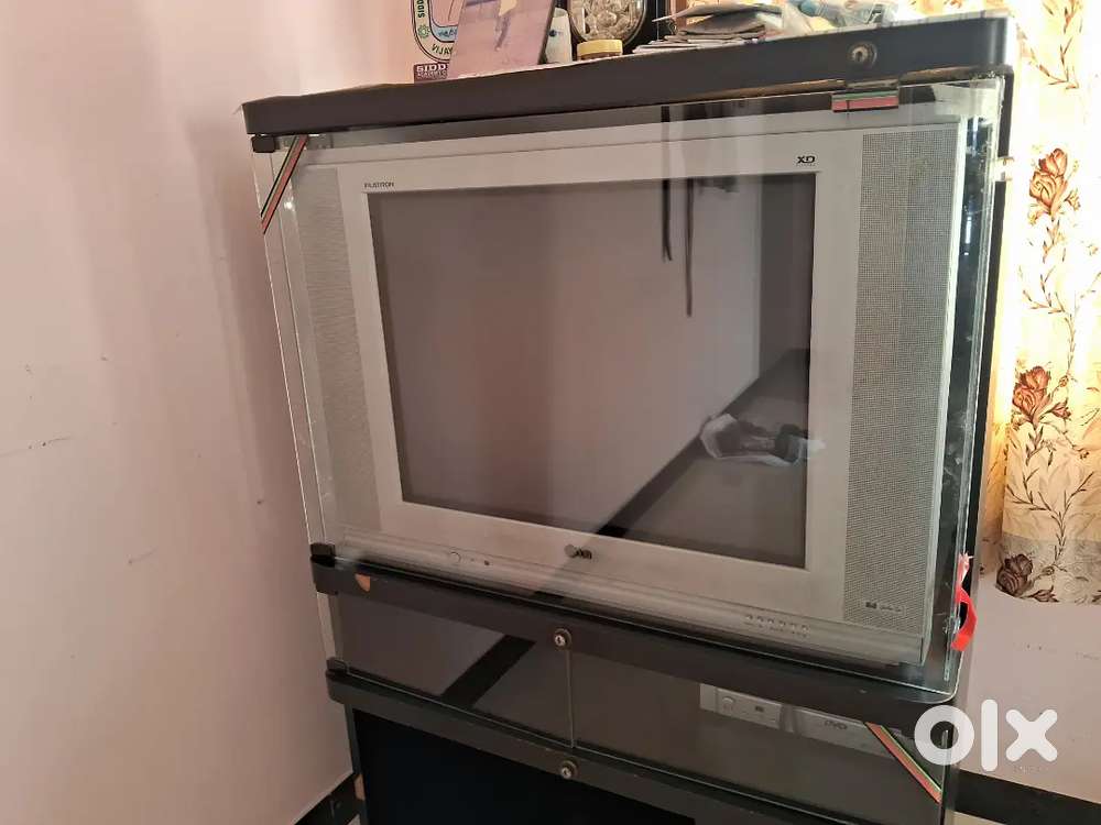 LG tv for sale