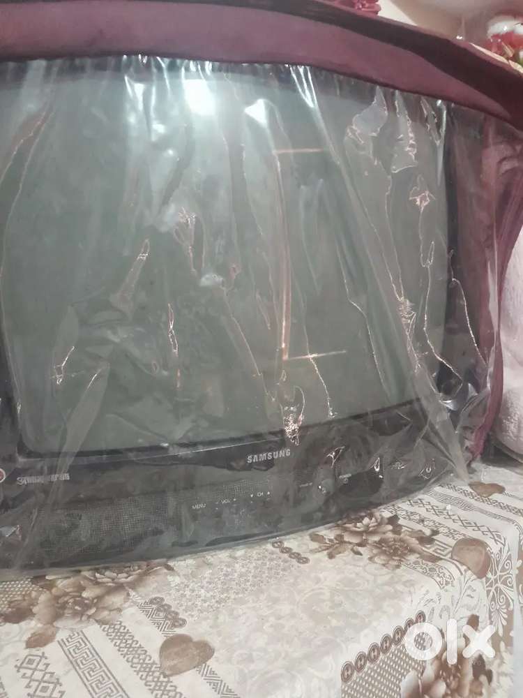 It's  a wonderfully TV which I am selling it in it's half Price
