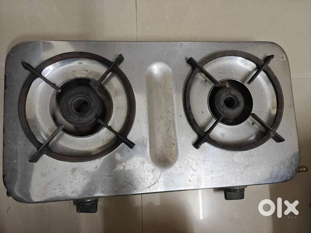 2 burner gas stove in good condition