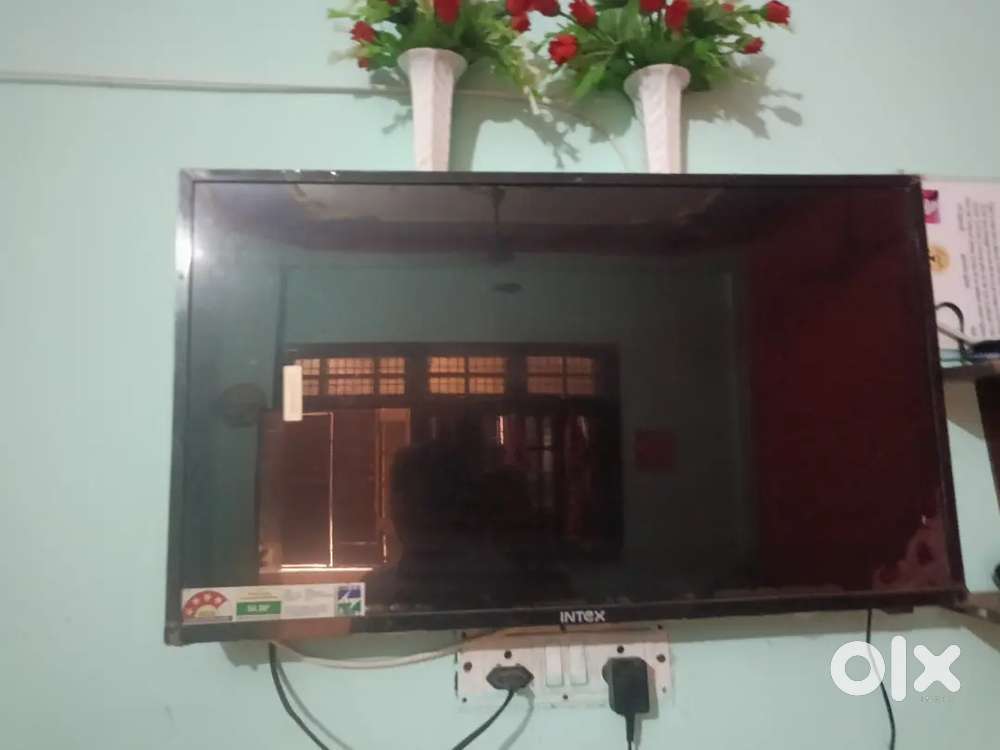 Intex tv 32 inches