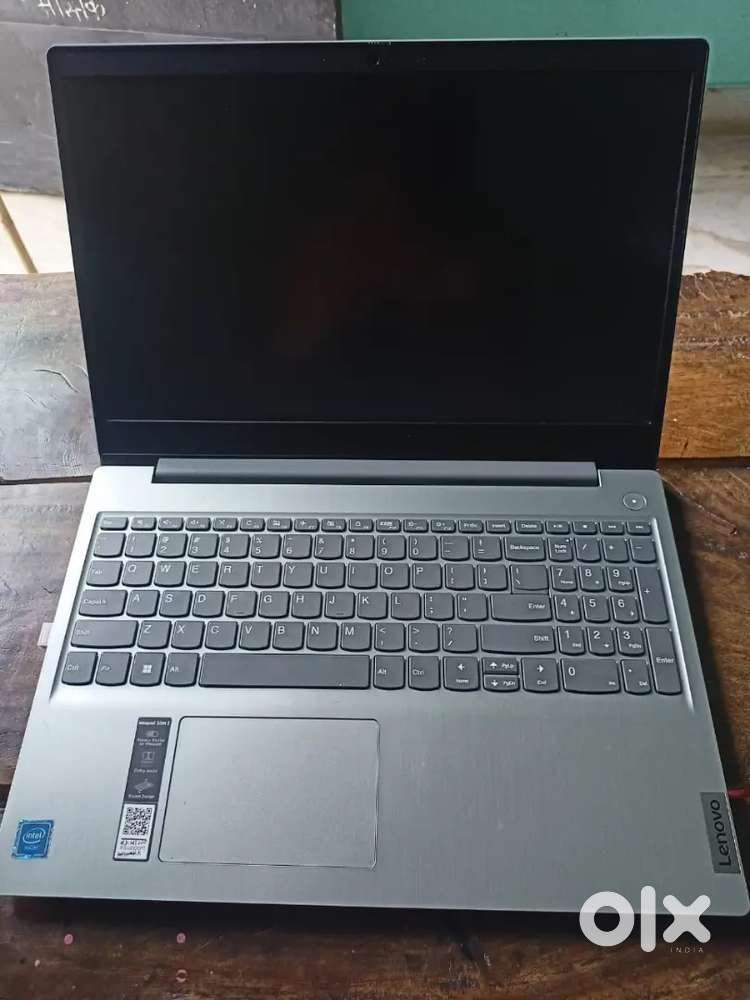 ​Lenovo IdeaPad Slim 3  Excellent Condition  ₹11,999