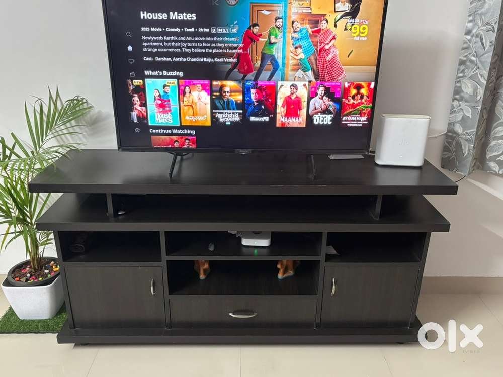 Tv stand 5 feet