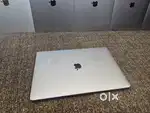 Apple Macbook Pro i7/16/512/5.5gb Graphics 15inch Retina Touchbar