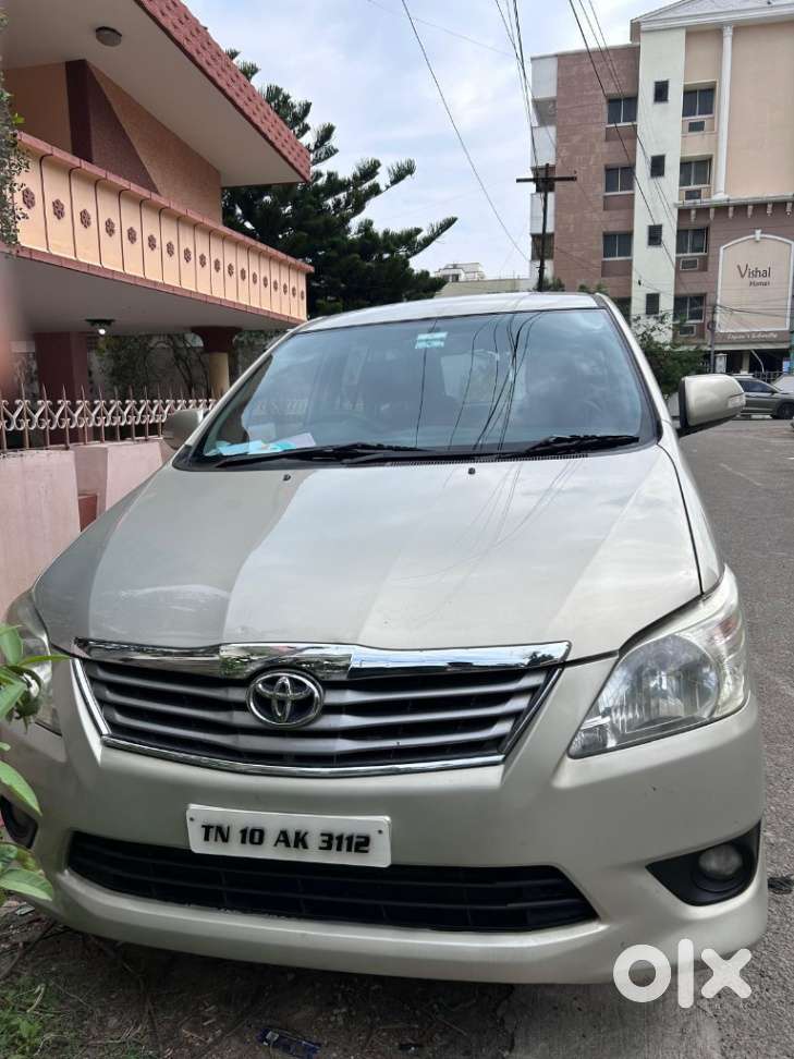 Toyota Innova 2.5 V 7 STR, 2013, Diesel