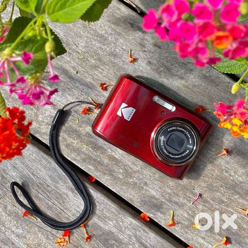 KODAK PIXPRO Friendly Zoom FZ45-RD 16MP Digital Camera with 4X Optical