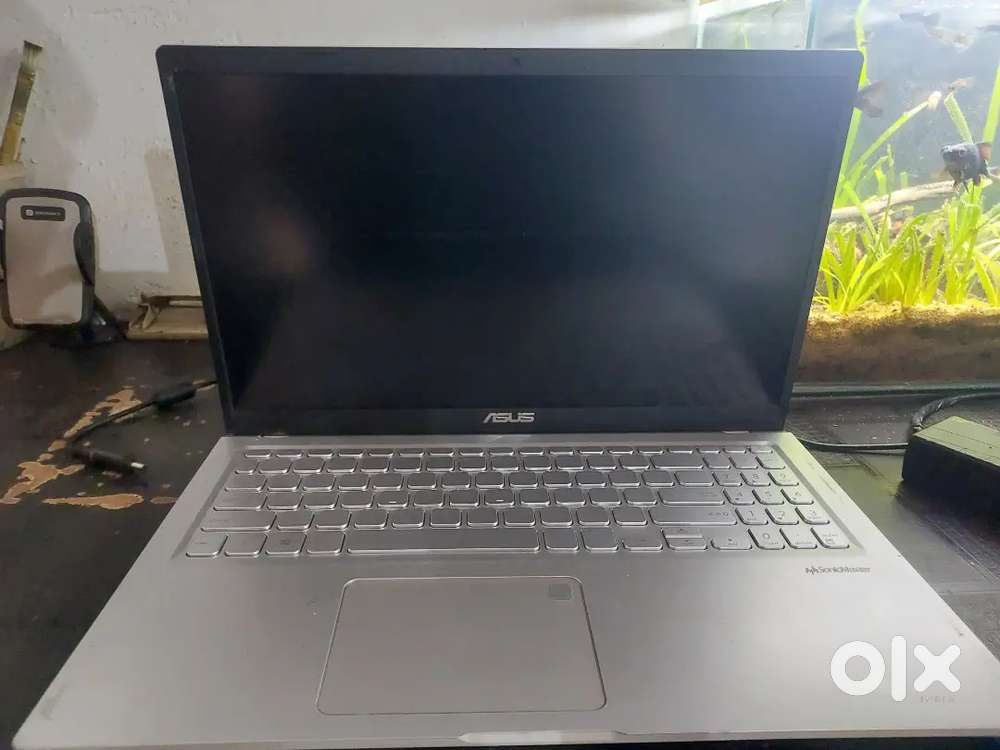 Asus Vivo book 15 with fingerprint and Face look