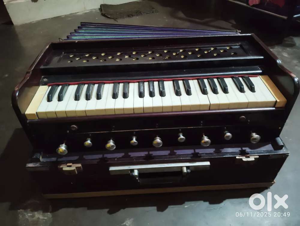 Harmonium best 5000