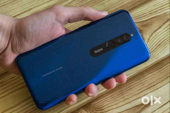 Red mi 8 , 4/64