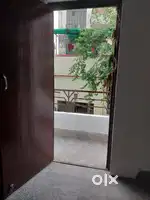 2BHK flat for rend. Recently renovated.