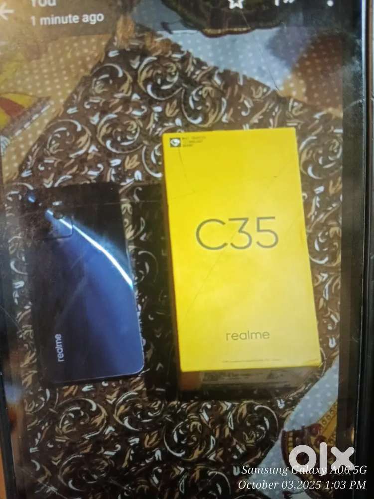 Realme c35