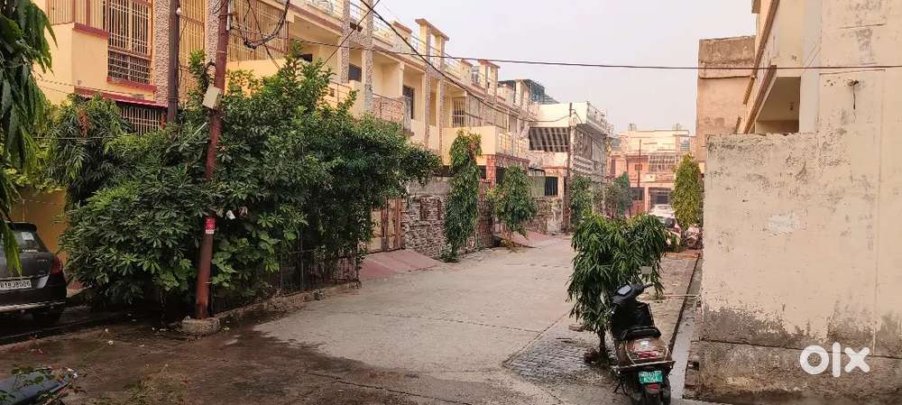 Vip location duplex house