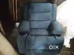 Recliner sofa
