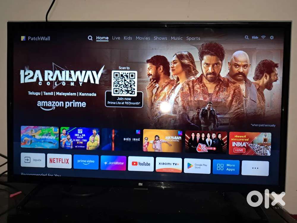MI 32 inch smart TV