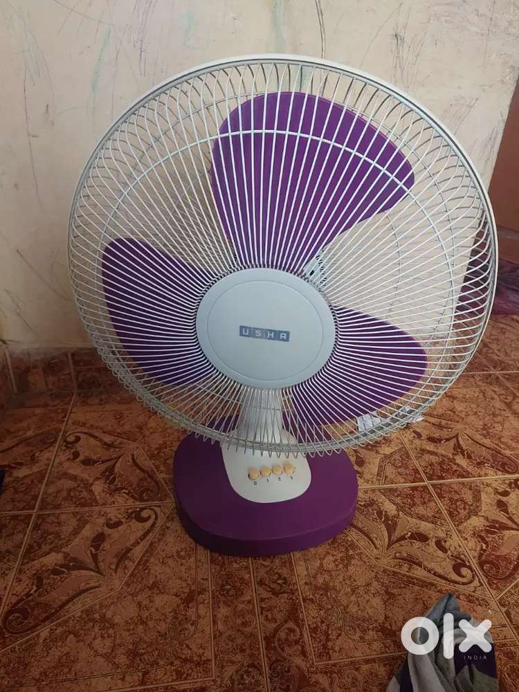Usha Table fan