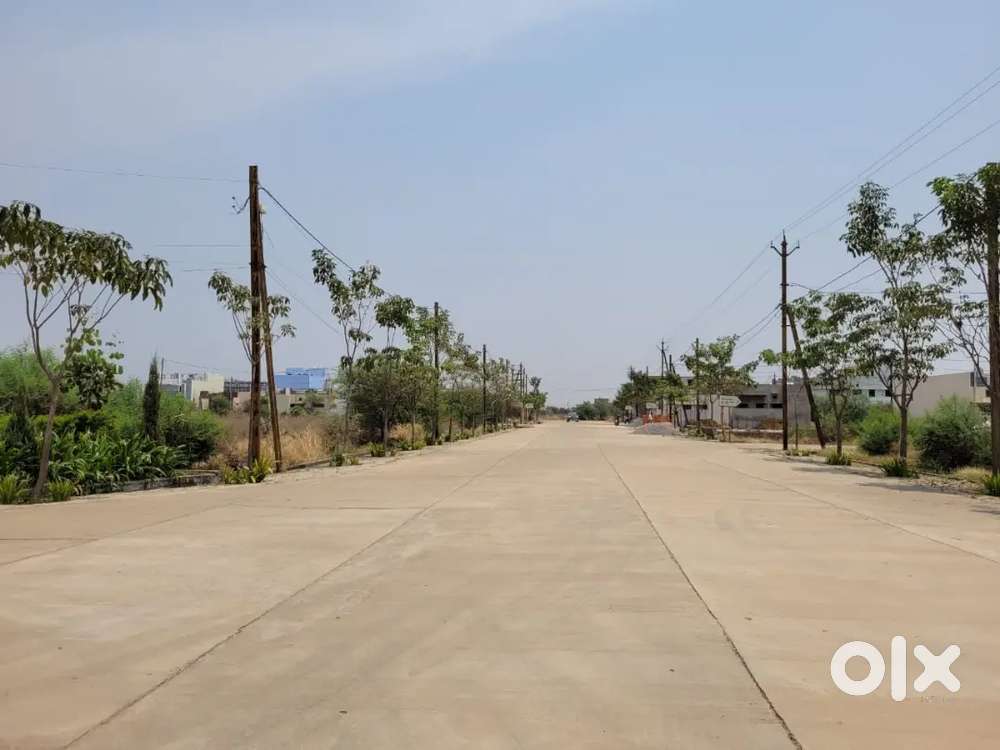 आवासीय पूर्ण विकसित प्लाट उपलब्ध