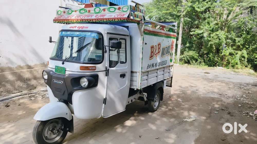 Electric vehicle, 3.5hour full charge, 5 year guaranty, 150 km charge