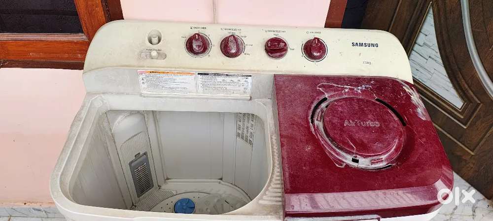 Samsung semi automatic washing machine