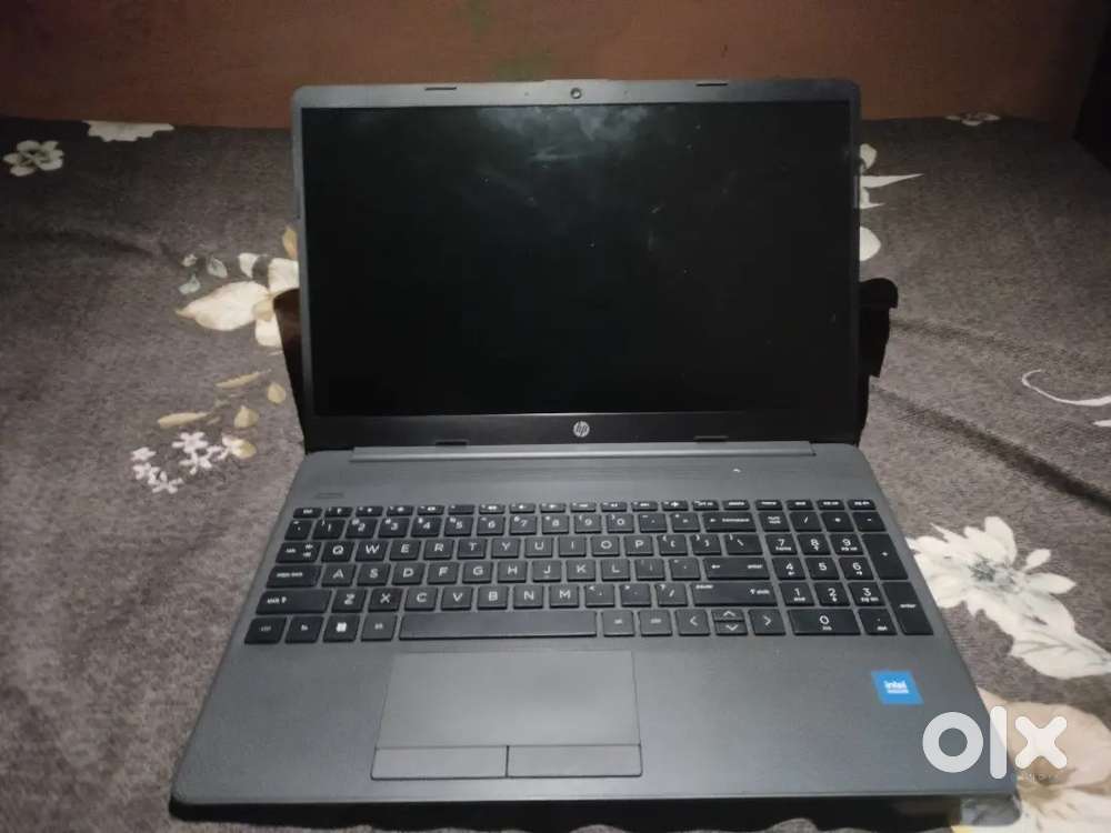 Hp leptop g9 intel prosesur ,.aprox 2 months old