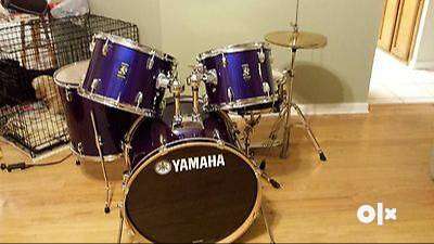 Yamaha Acoustic drum kit
